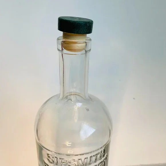 Sipsmith Distillery London Embossed Clear Glass Empty Bottle 10” NEW - Picture 4 of 9